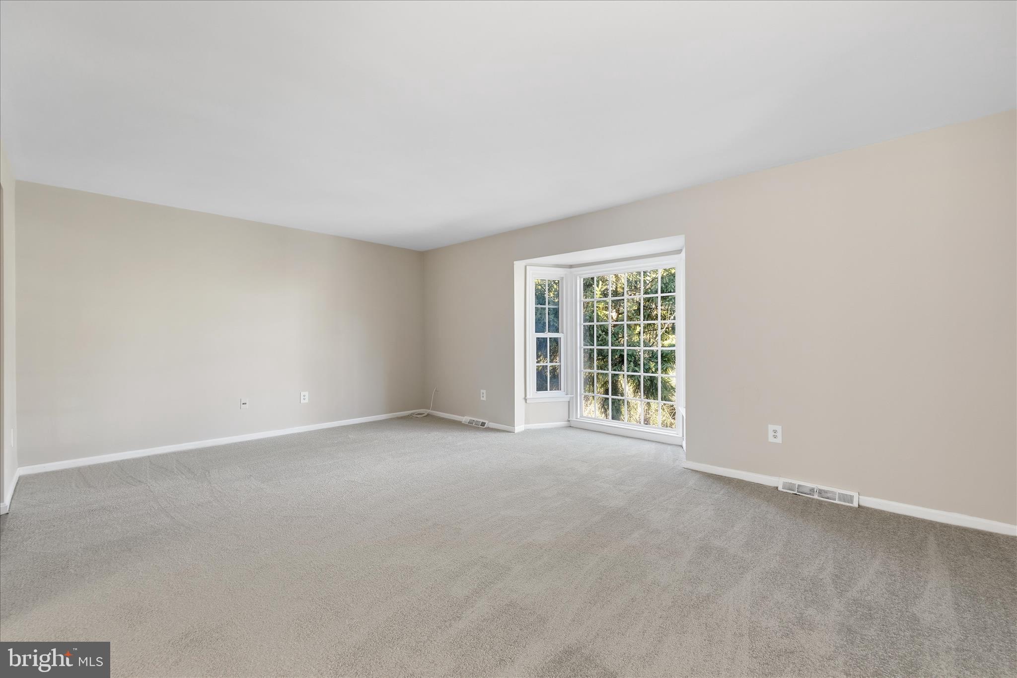 BAY HILLS TANGLEWOOD - Residential