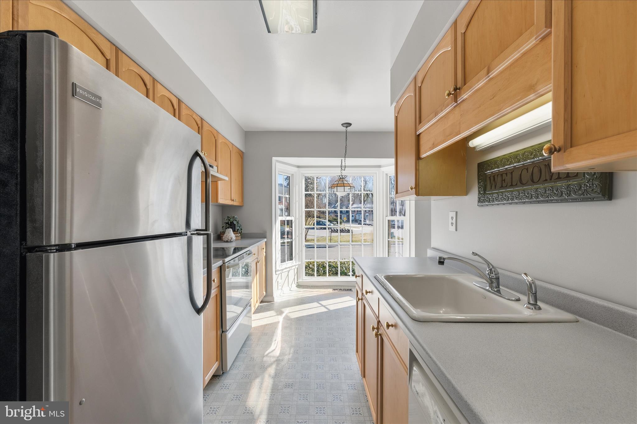 BAY HILLS TANGLEWOOD - Residential