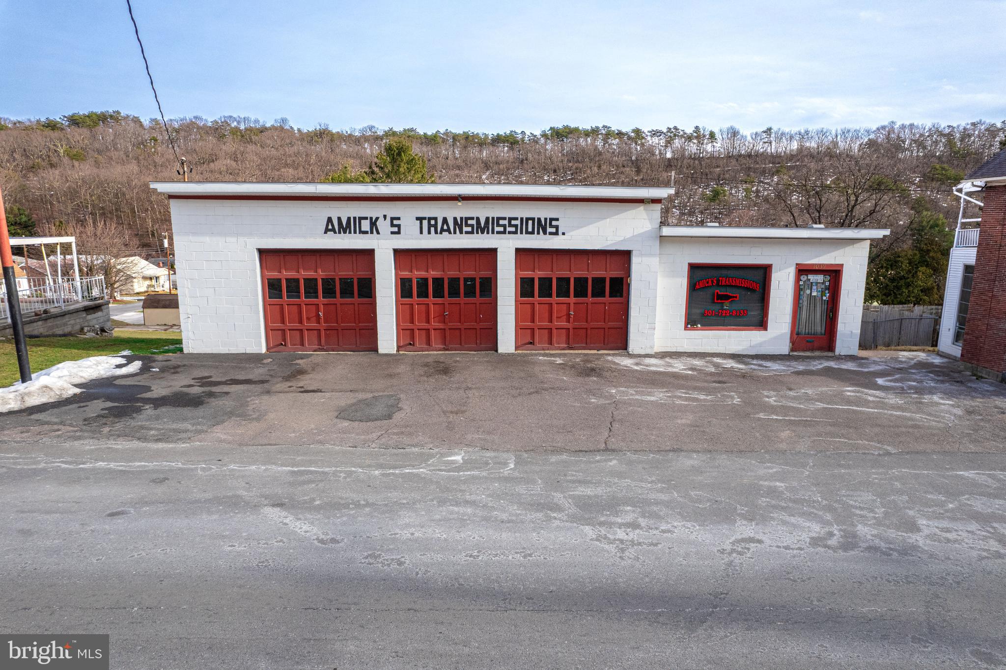 Turn-key business! Amick's Transmission is ready for new ownership. This well-established business boasts a great location and ample room for growth and potential expansion! The property includes large garage space, office area, and basement storage. The spacious back lot offers opportunities for additional parking and creative development! Learn more today and embark on adventure with Amick's Transmission.
