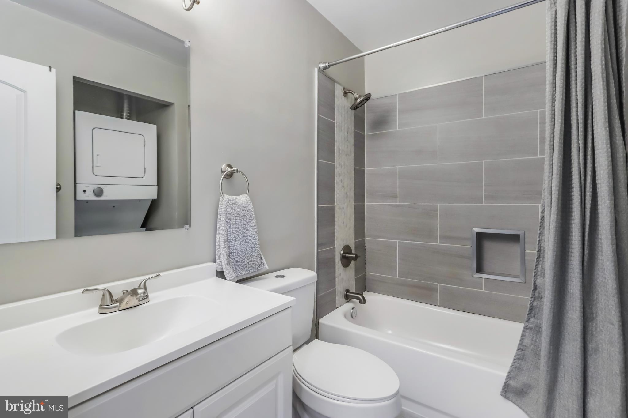 FORESTVILLE PARK - Residential