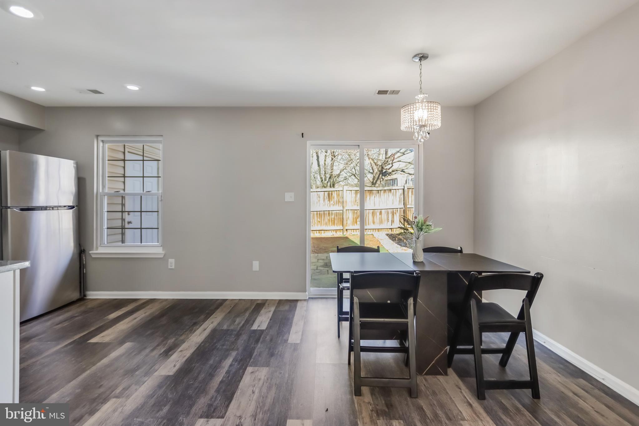 FORESTVILLE PARK - Residential