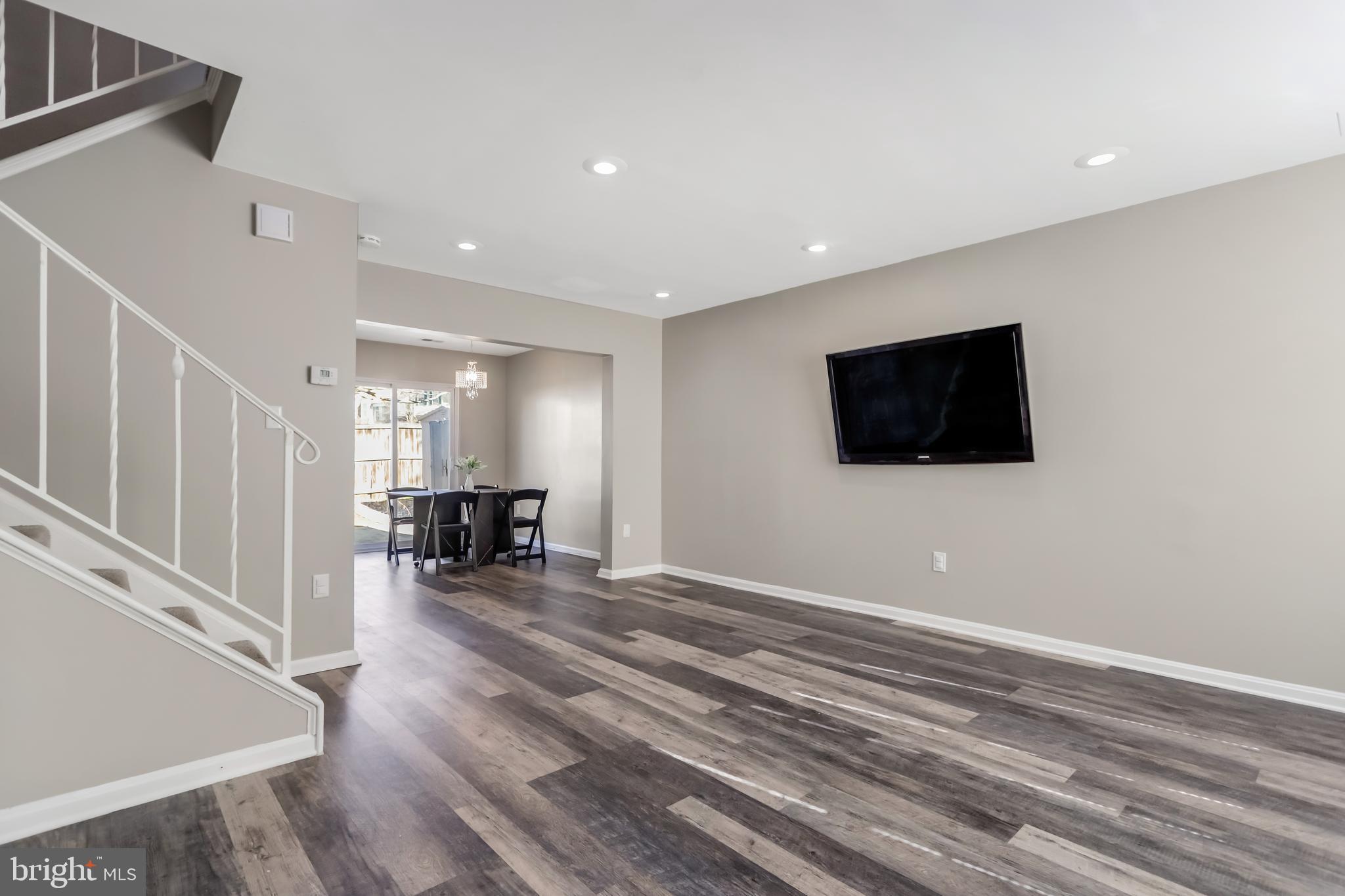 FORESTVILLE PARK - Residential