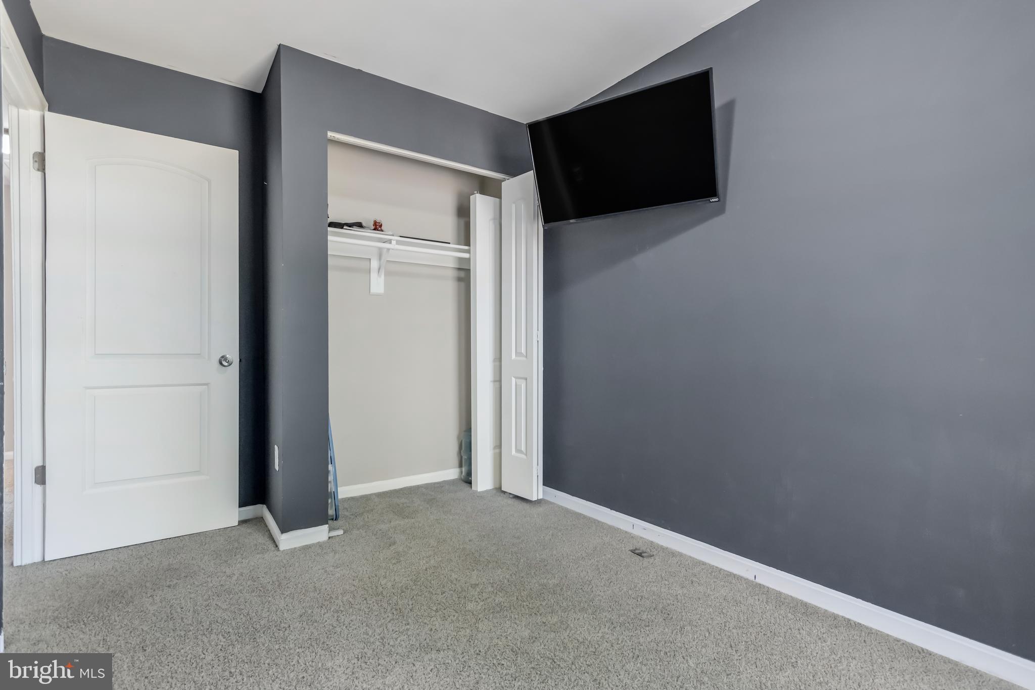 FORESTVILLE PARK - Residential