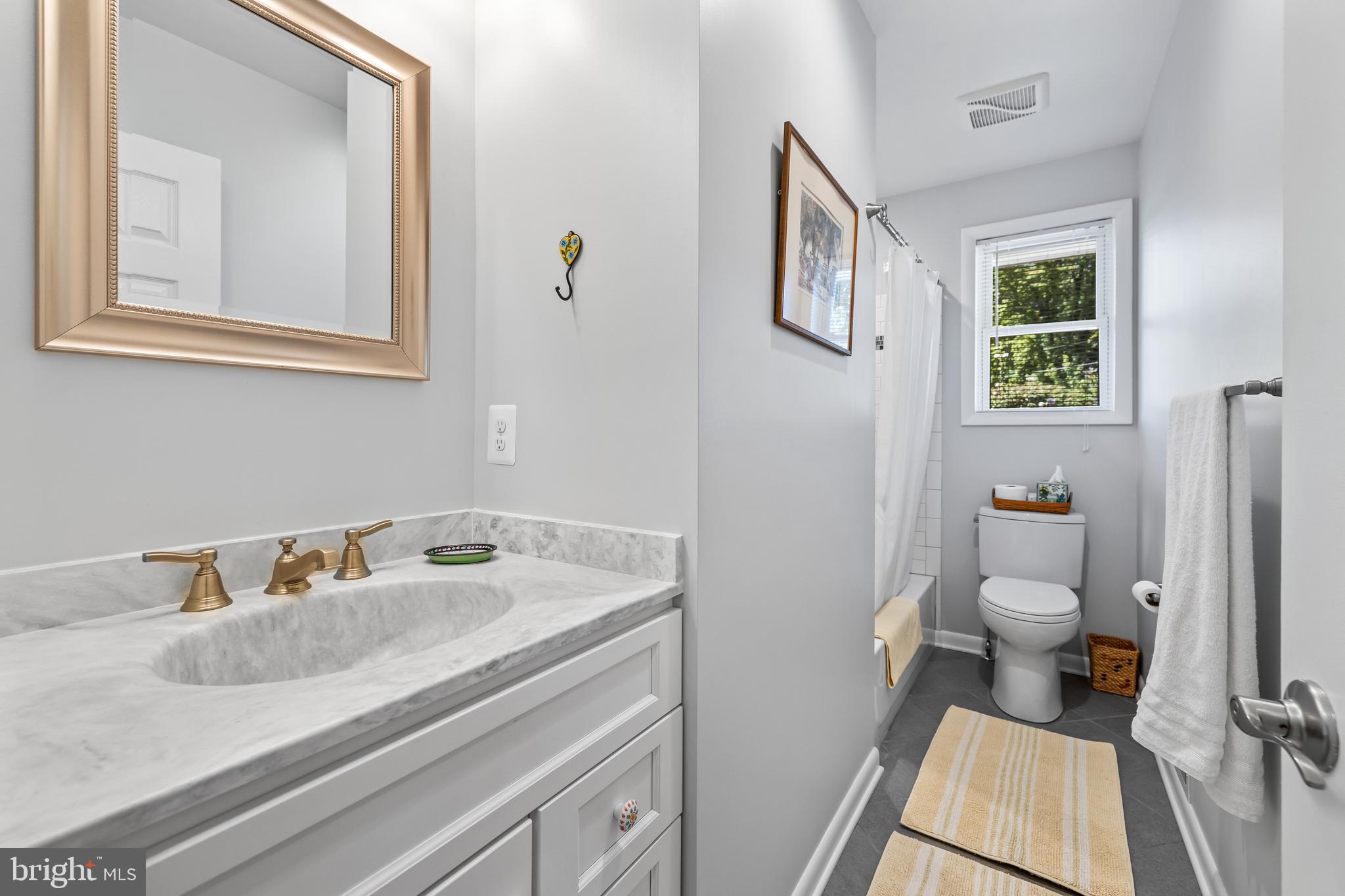 DUN ROVIN - Residential