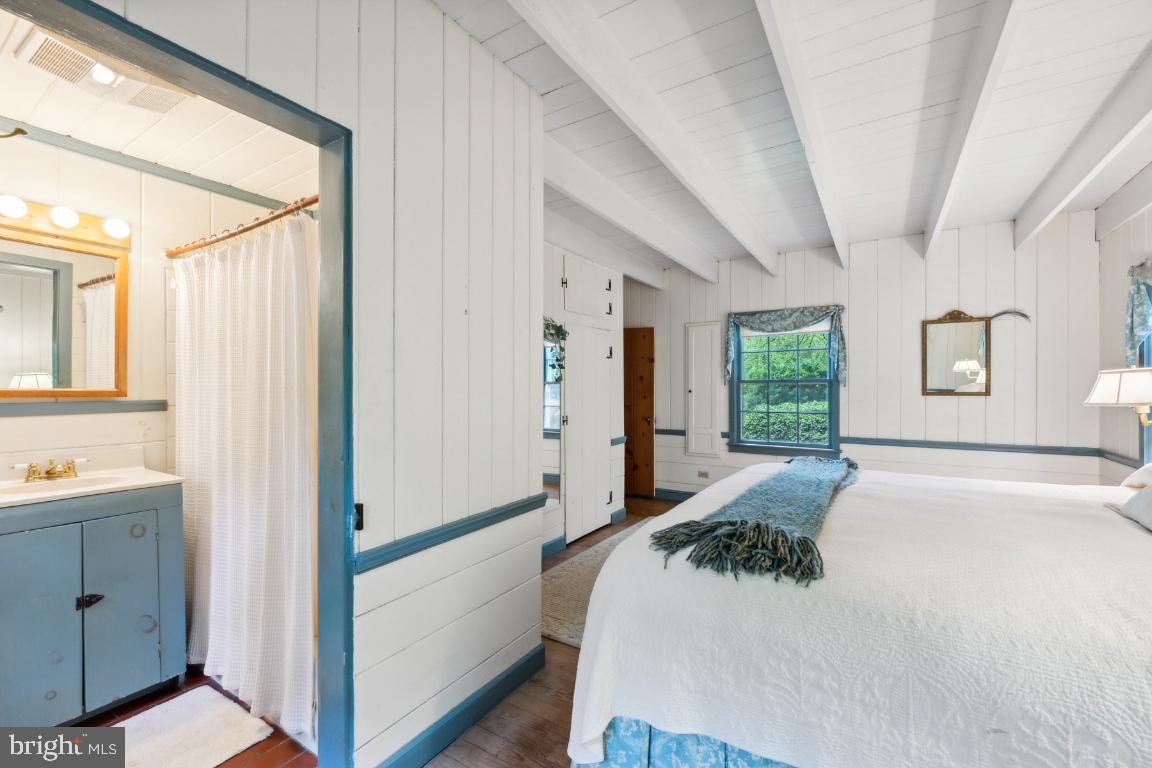 PILGRIMS REST - Residential