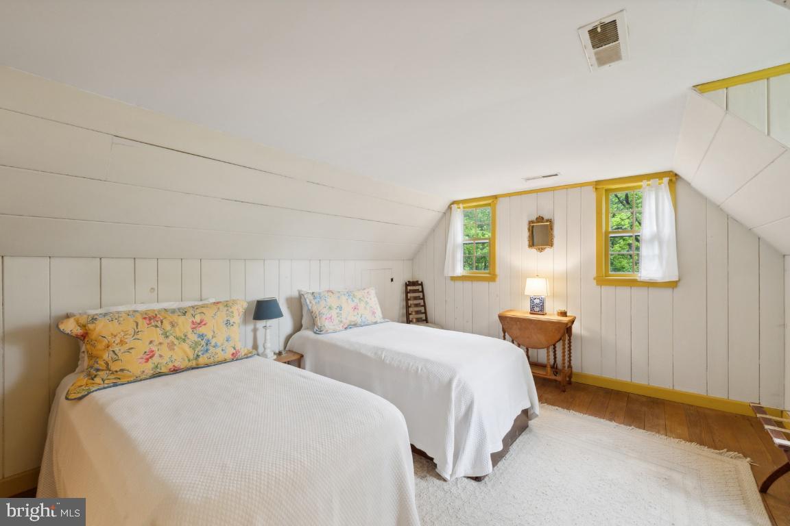 PILGRIMS REST - Residential