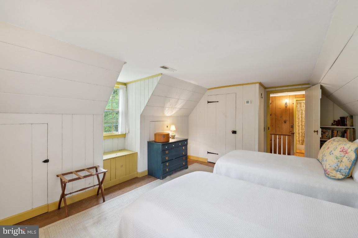 PILGRIMS REST - Residential