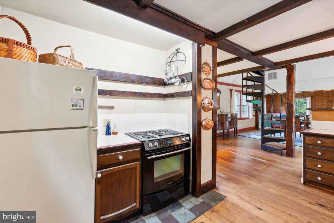 PILGRIMS REST - Residential