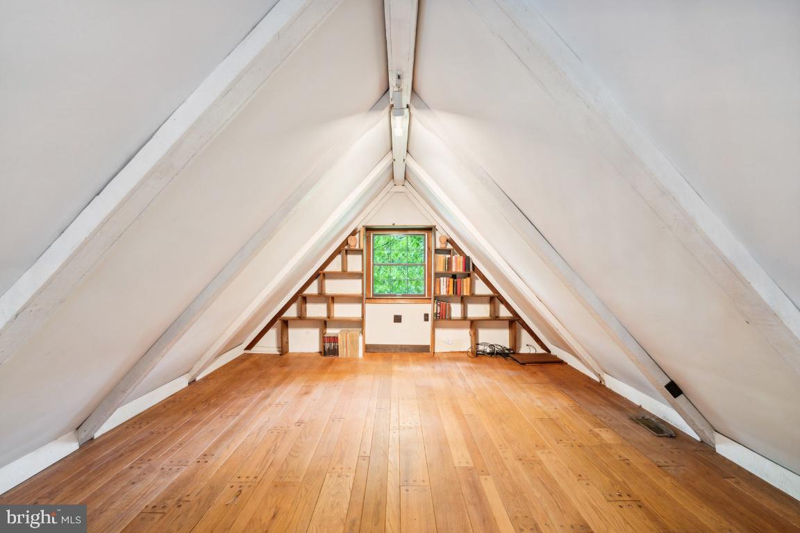 PILGRIMS REST - Residential