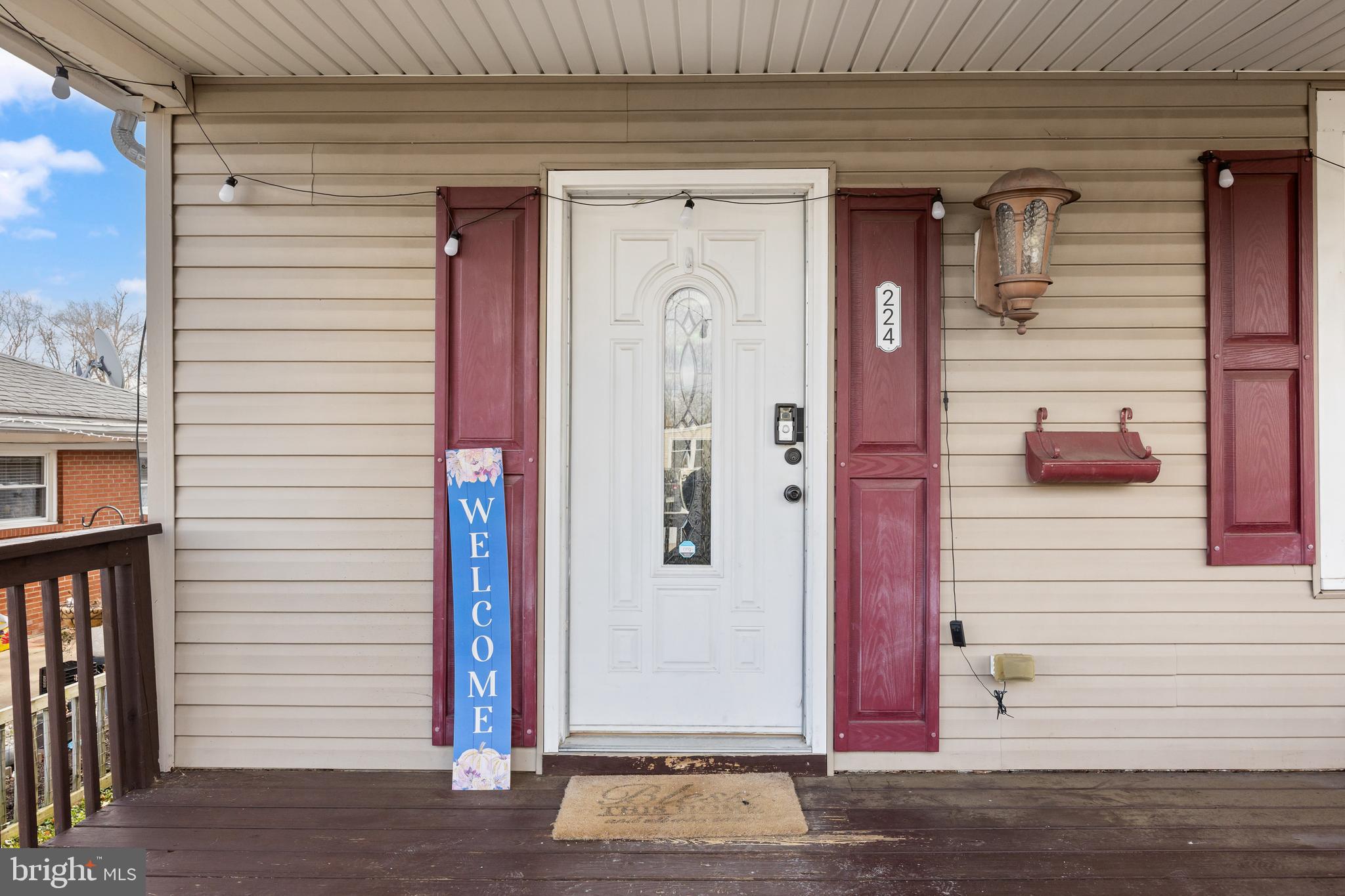 224 E LAFAYETTE AVENUE