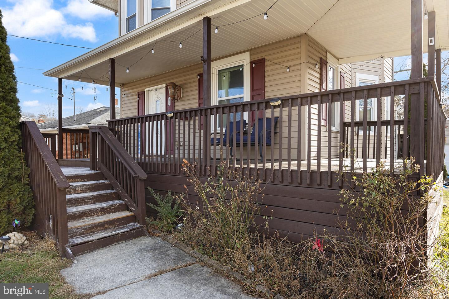 224 E LAFAYETTE AVENUE