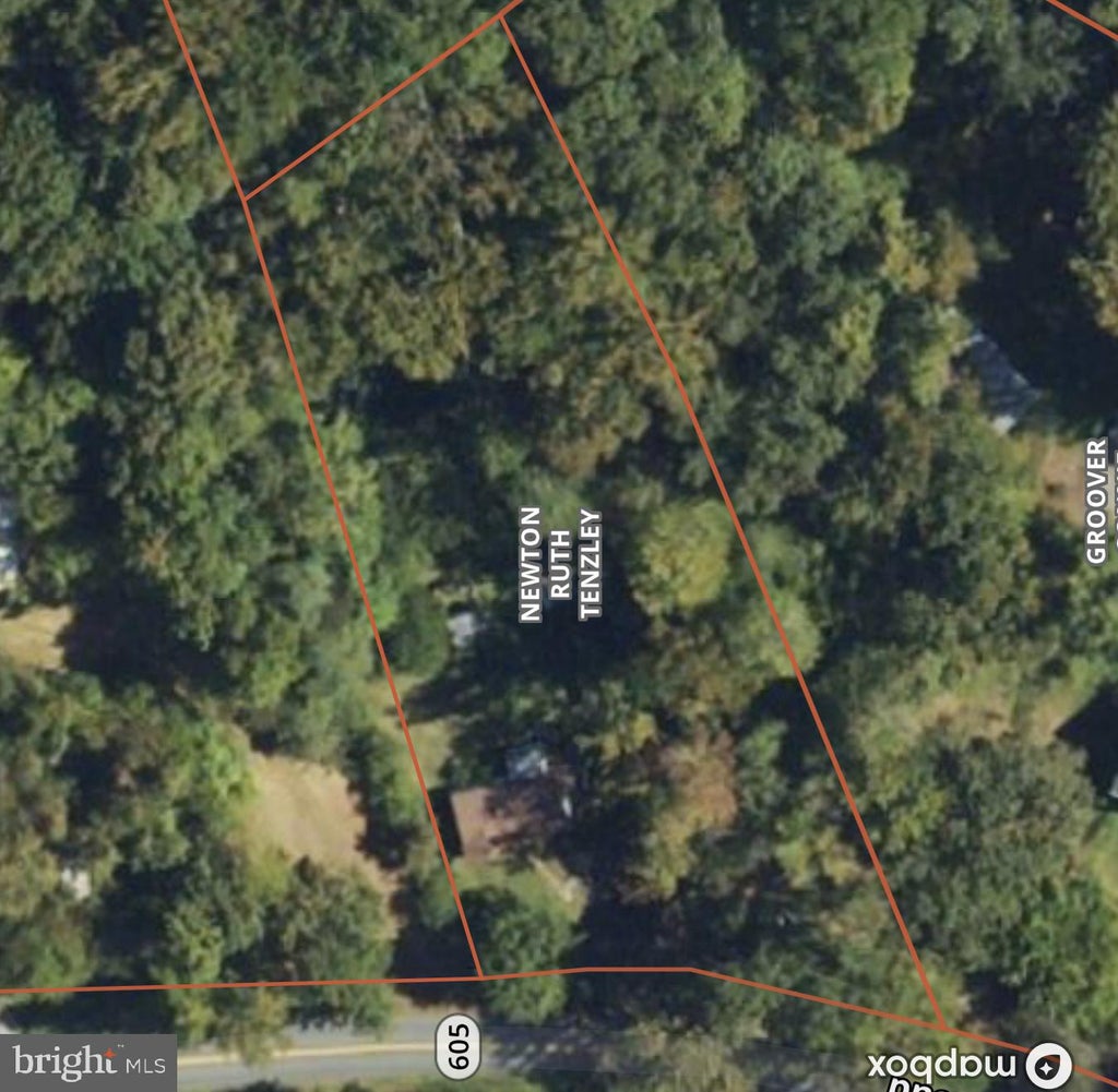 Photo of 28 New Hope Church Road, FREDERICKSBURG, VA 22405 (MLS # VAST2054890)