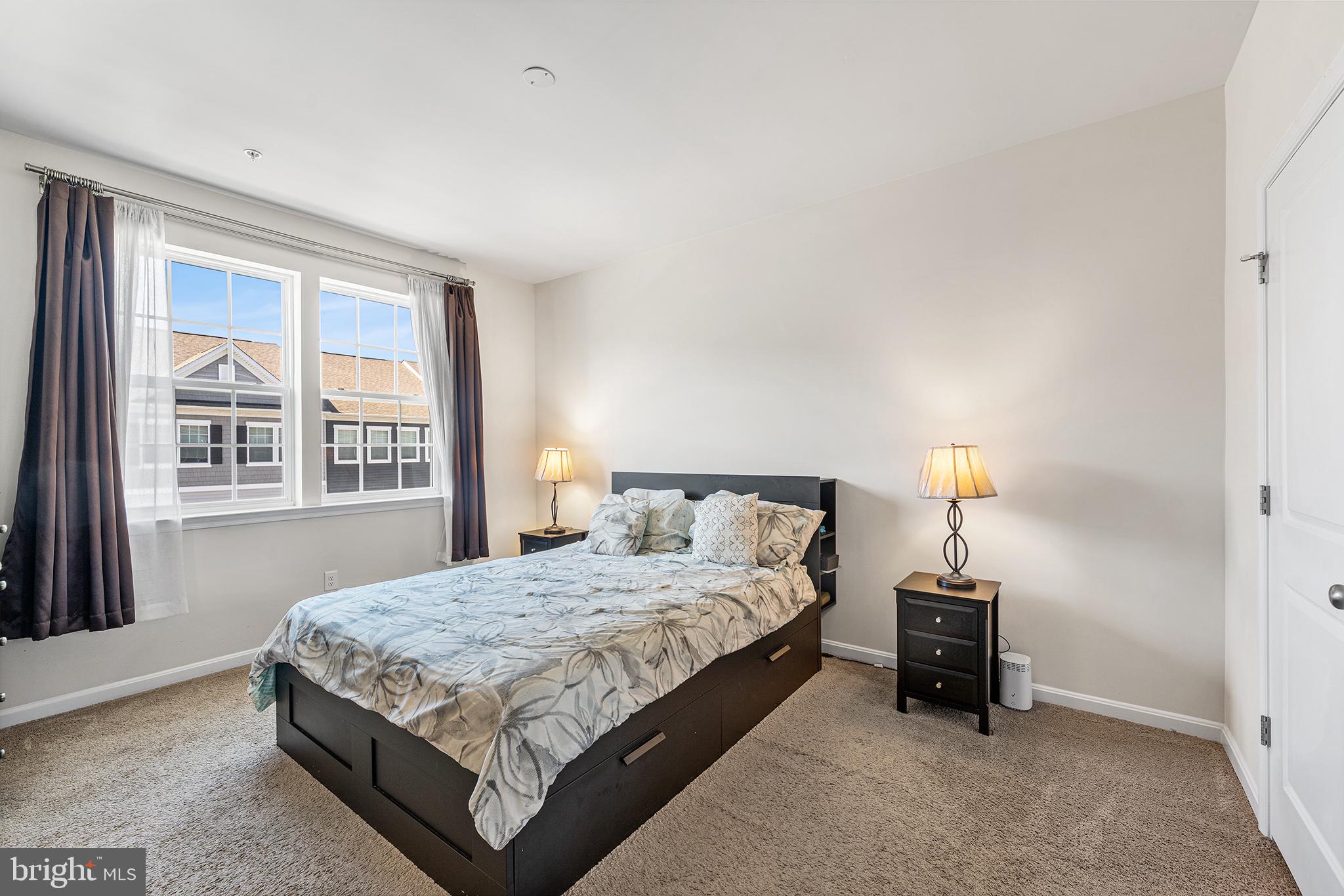 SEVERN MEADOWS - Residential