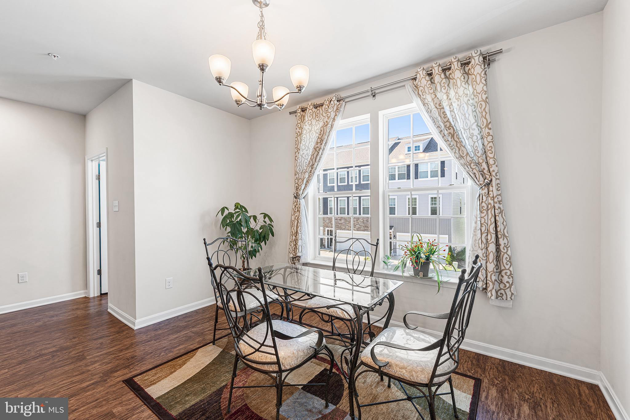 SEVERN MEADOWS - Residential