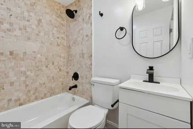 Philadelphia, Pennsylvania 19124, United States, 2 Bedrooms Bedrooms, ,1 BathroomBathrooms,Residential,Active,231125