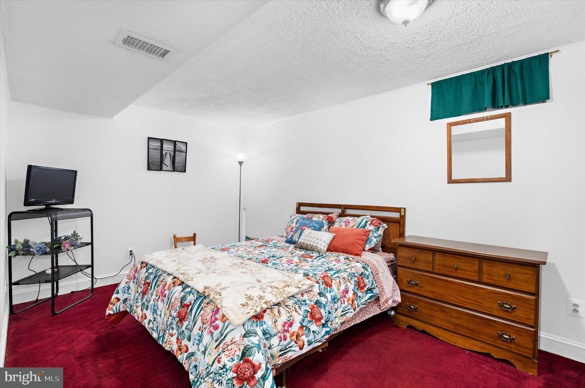 CHESTERFIELD - Residential