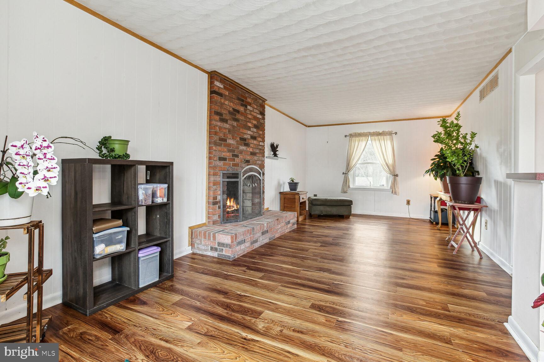 MOUNT HEBRON - Residential