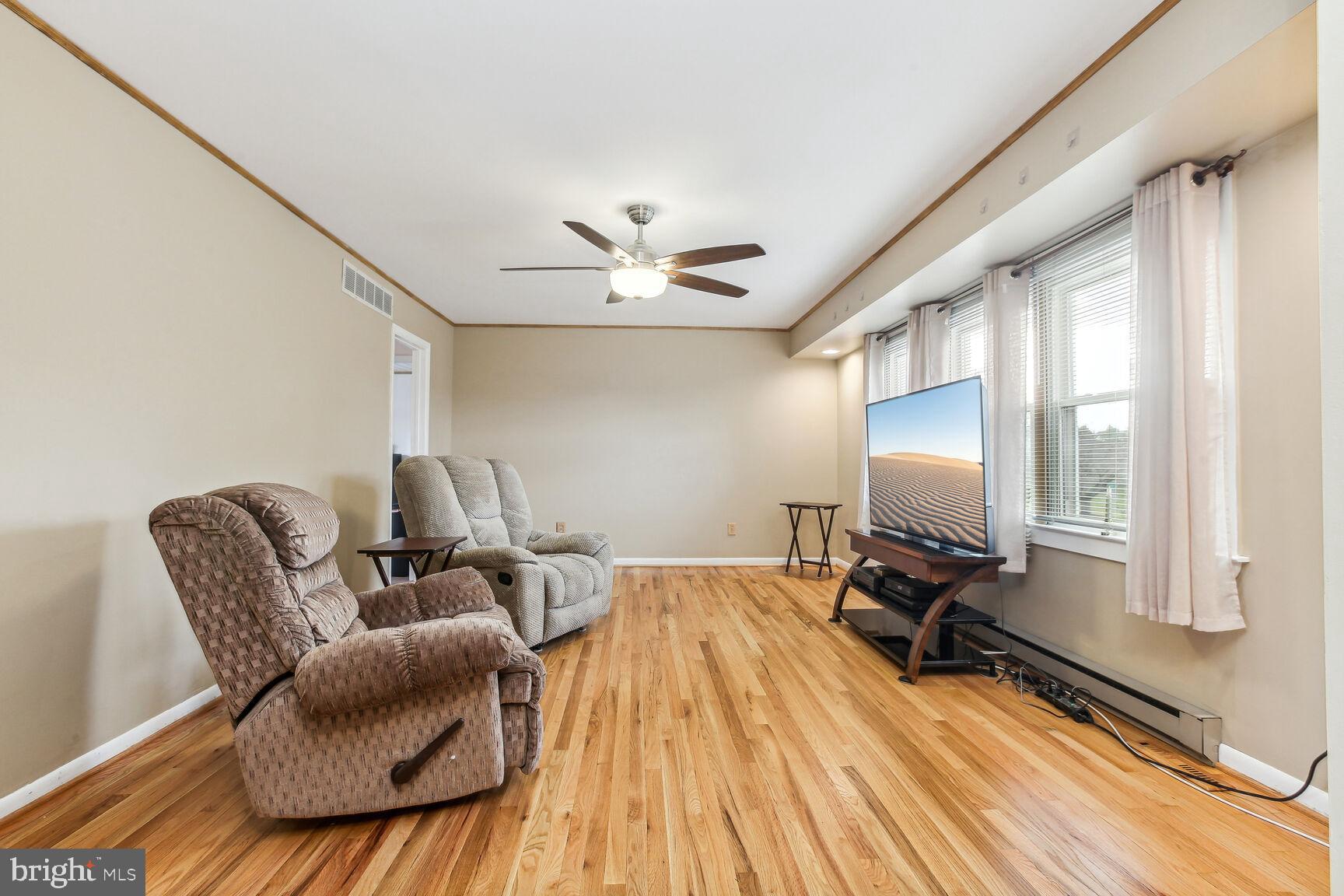 MOUNT HEBRON - Residential