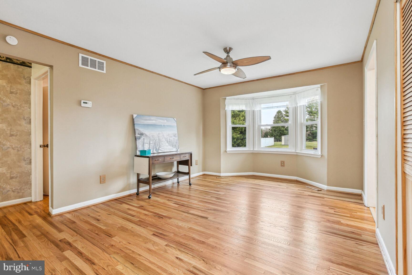 MOUNT HEBRON - Residential