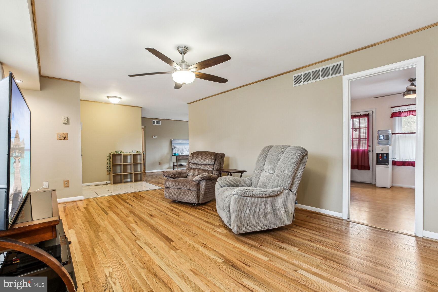 MOUNT HEBRON - Residential