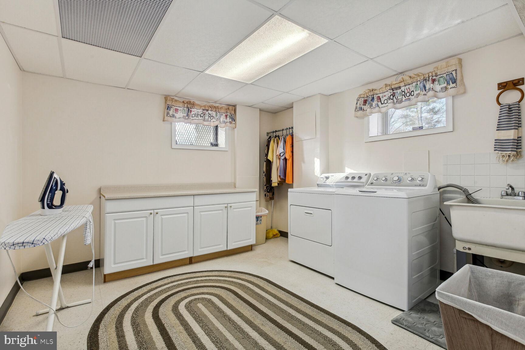 MOUNT HEBRON - Residential