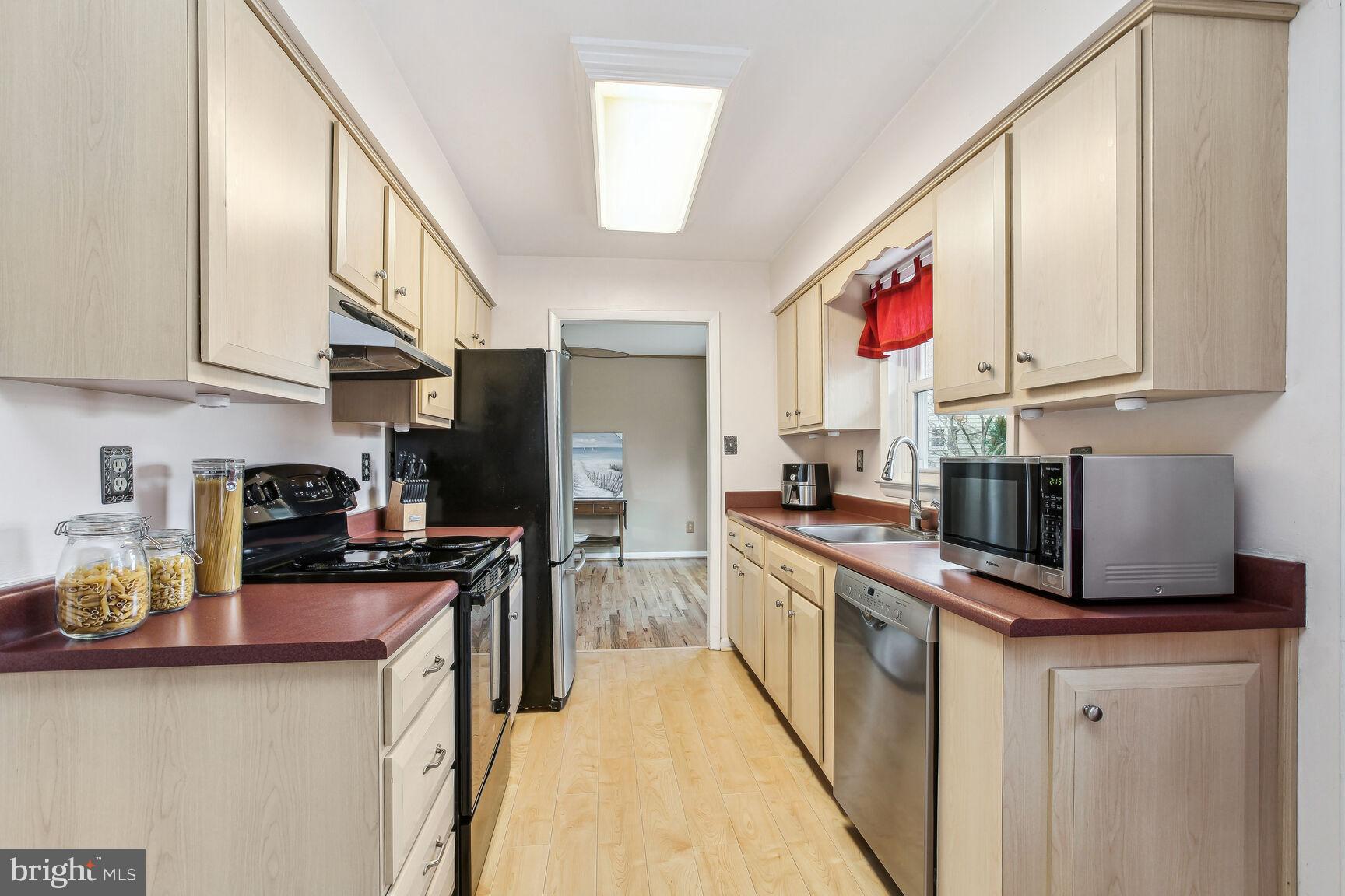 MOUNT HEBRON - Residential