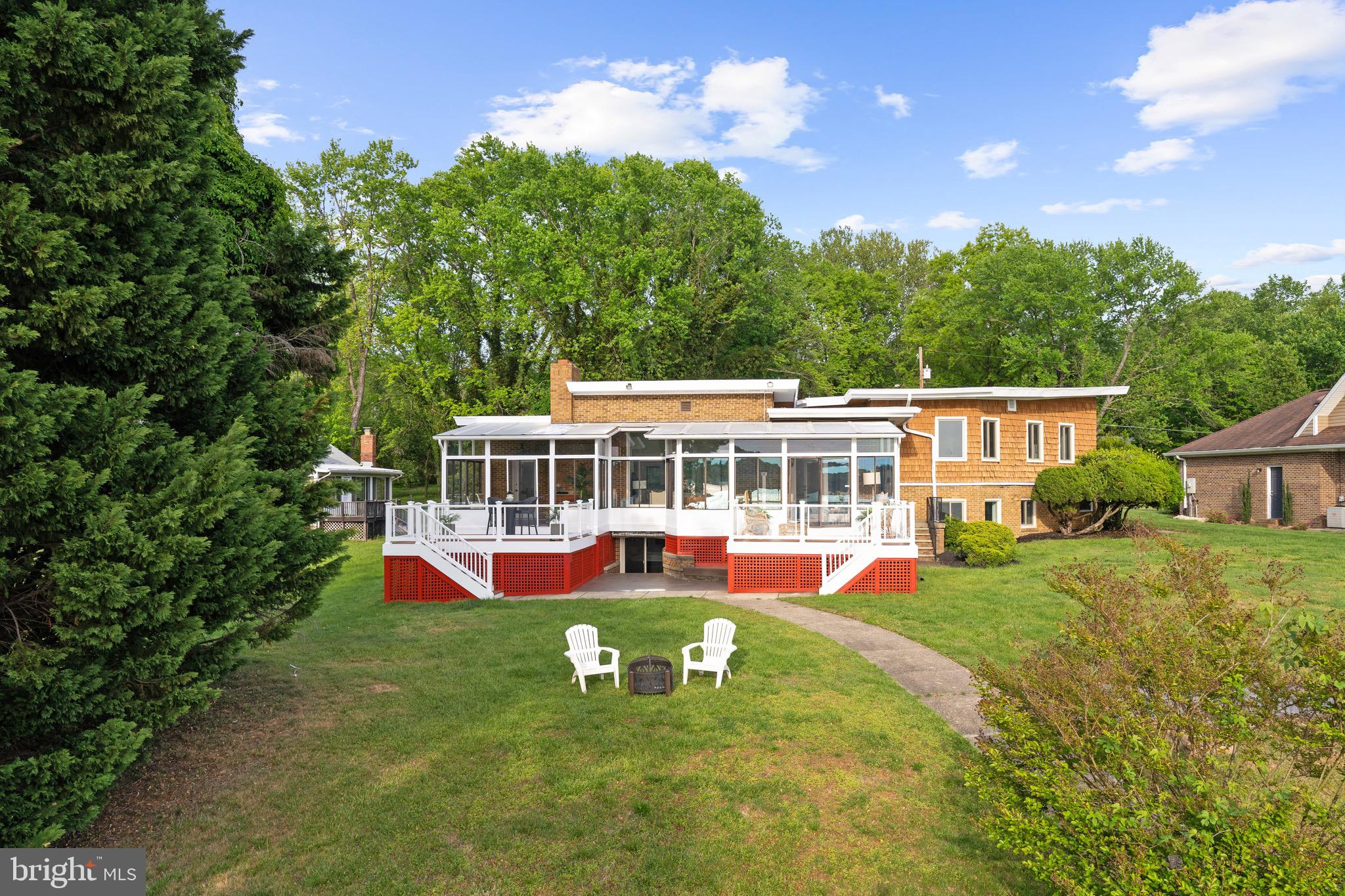 GEORGE THORNE ESTATE - Residential