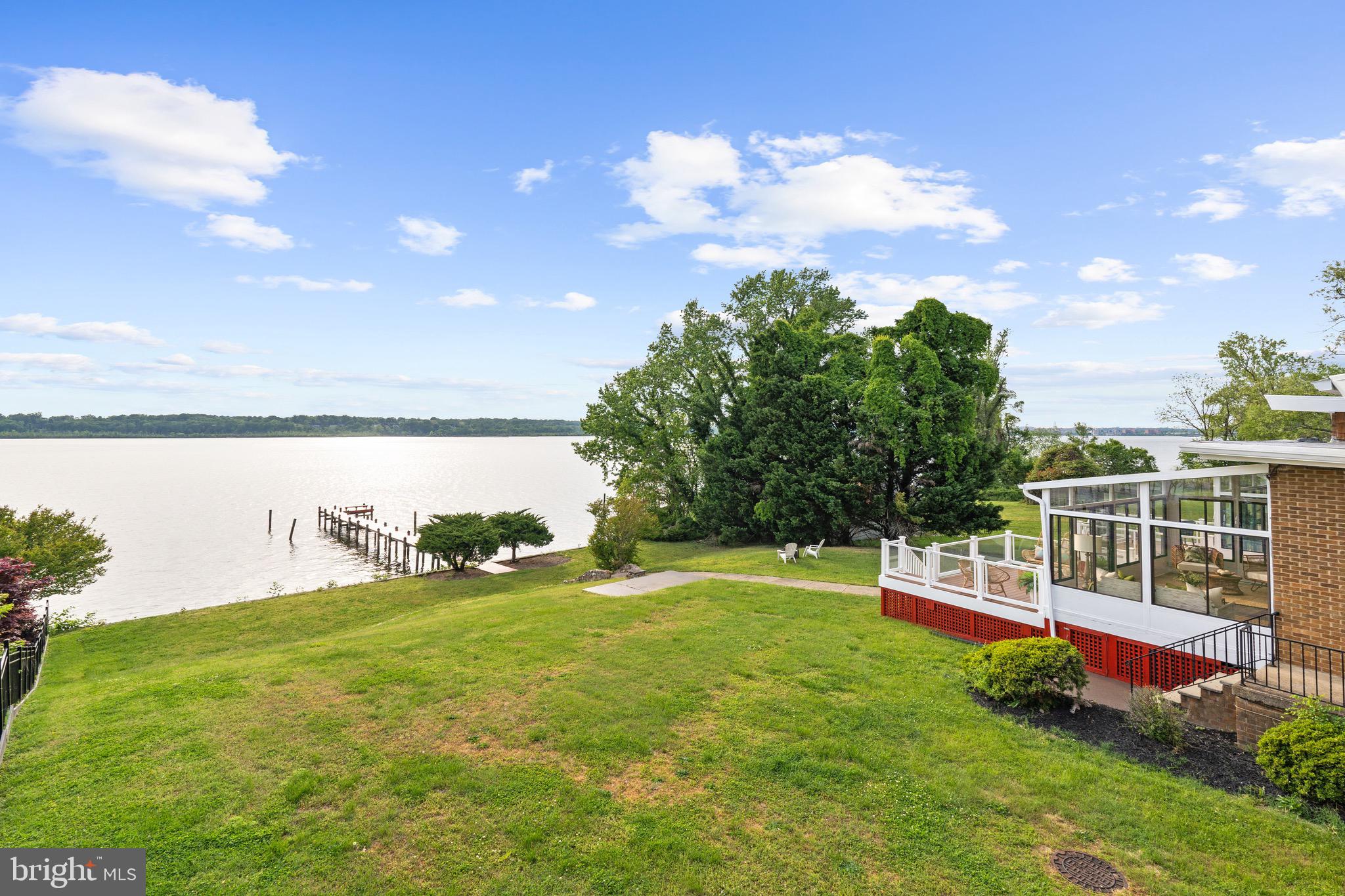 GEORGE THORNE ESTATE - Residential