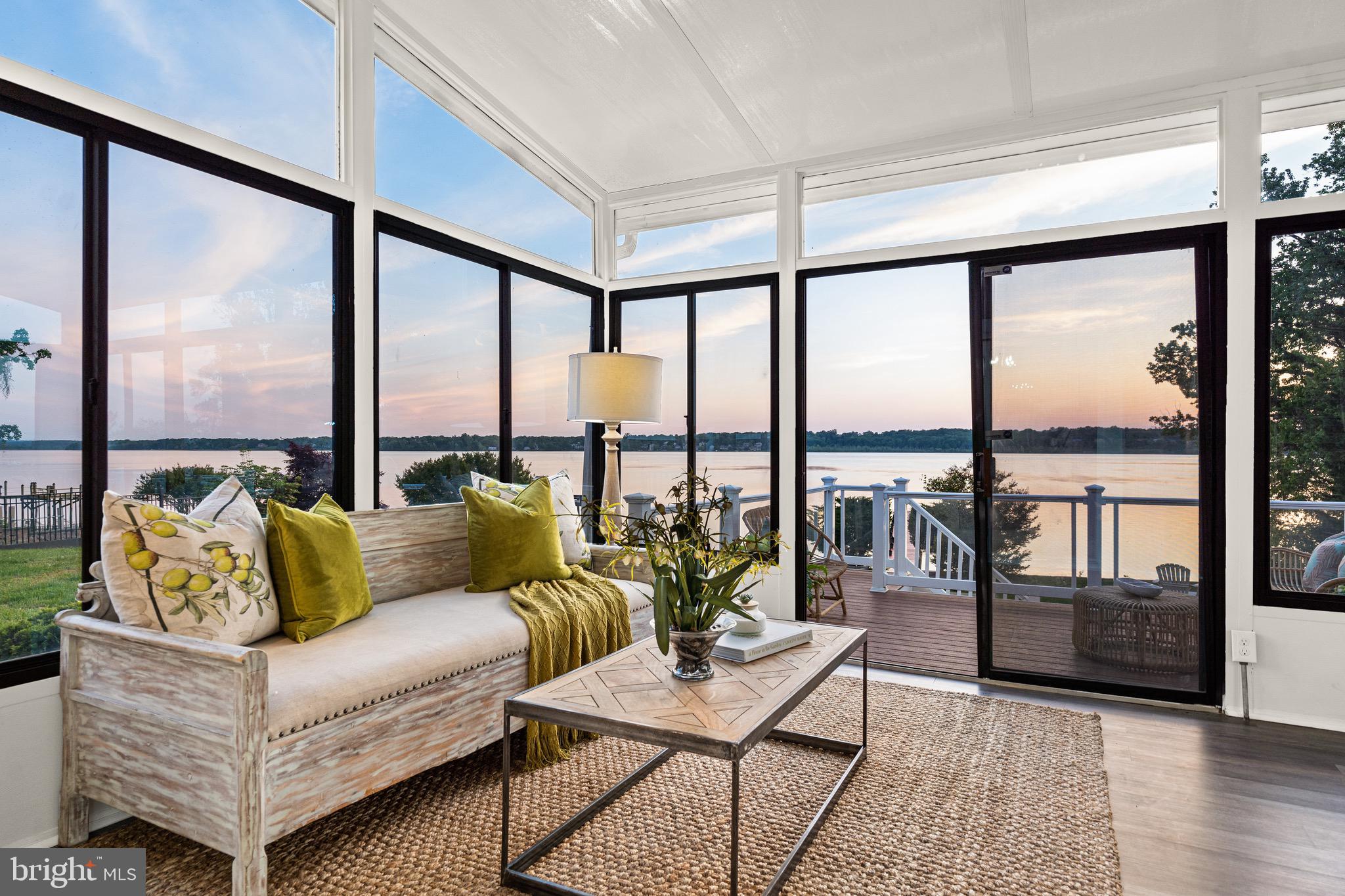 GEORGE THORNE ESTATE - Residential