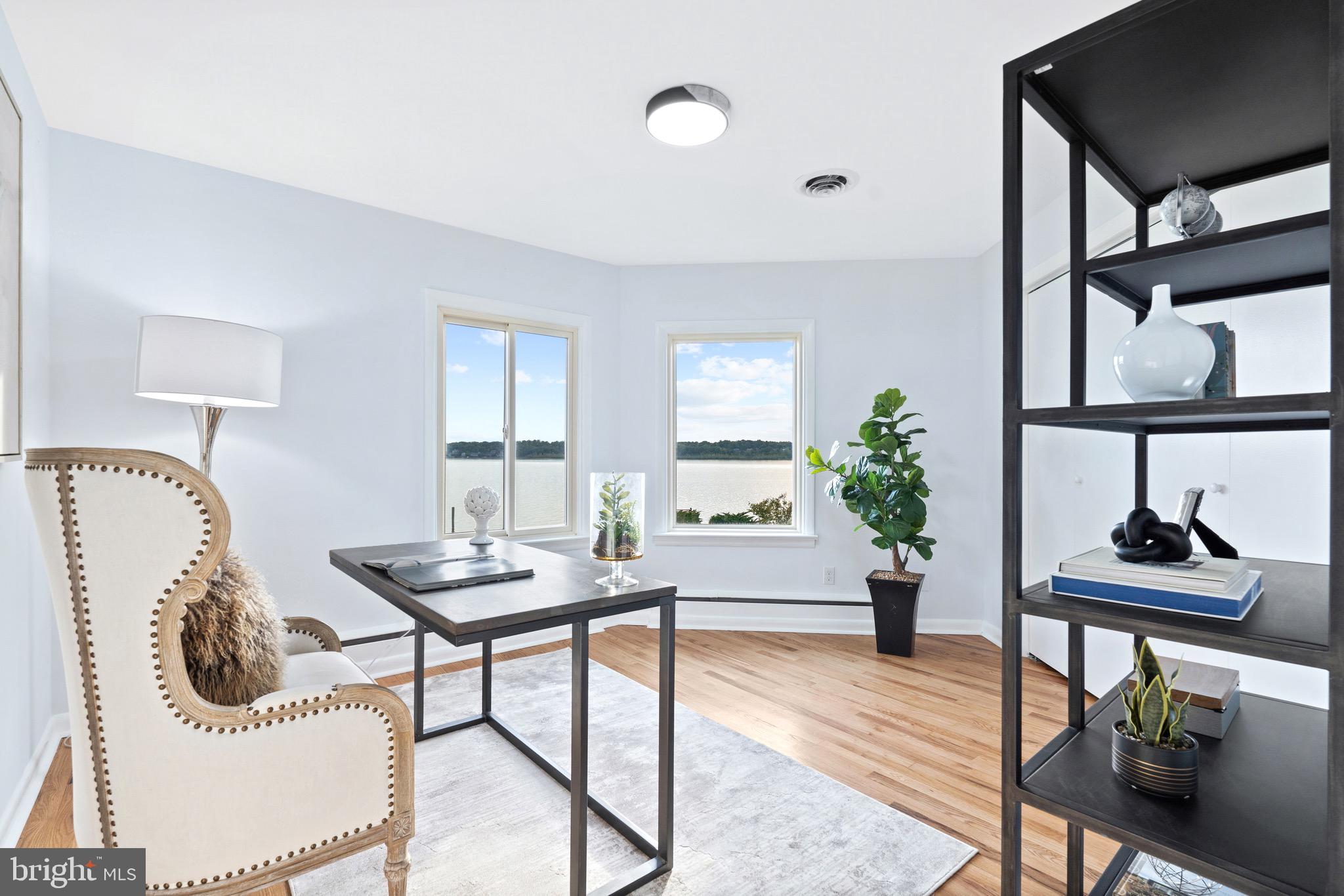 GEORGE THORNE ESTATE - Residential