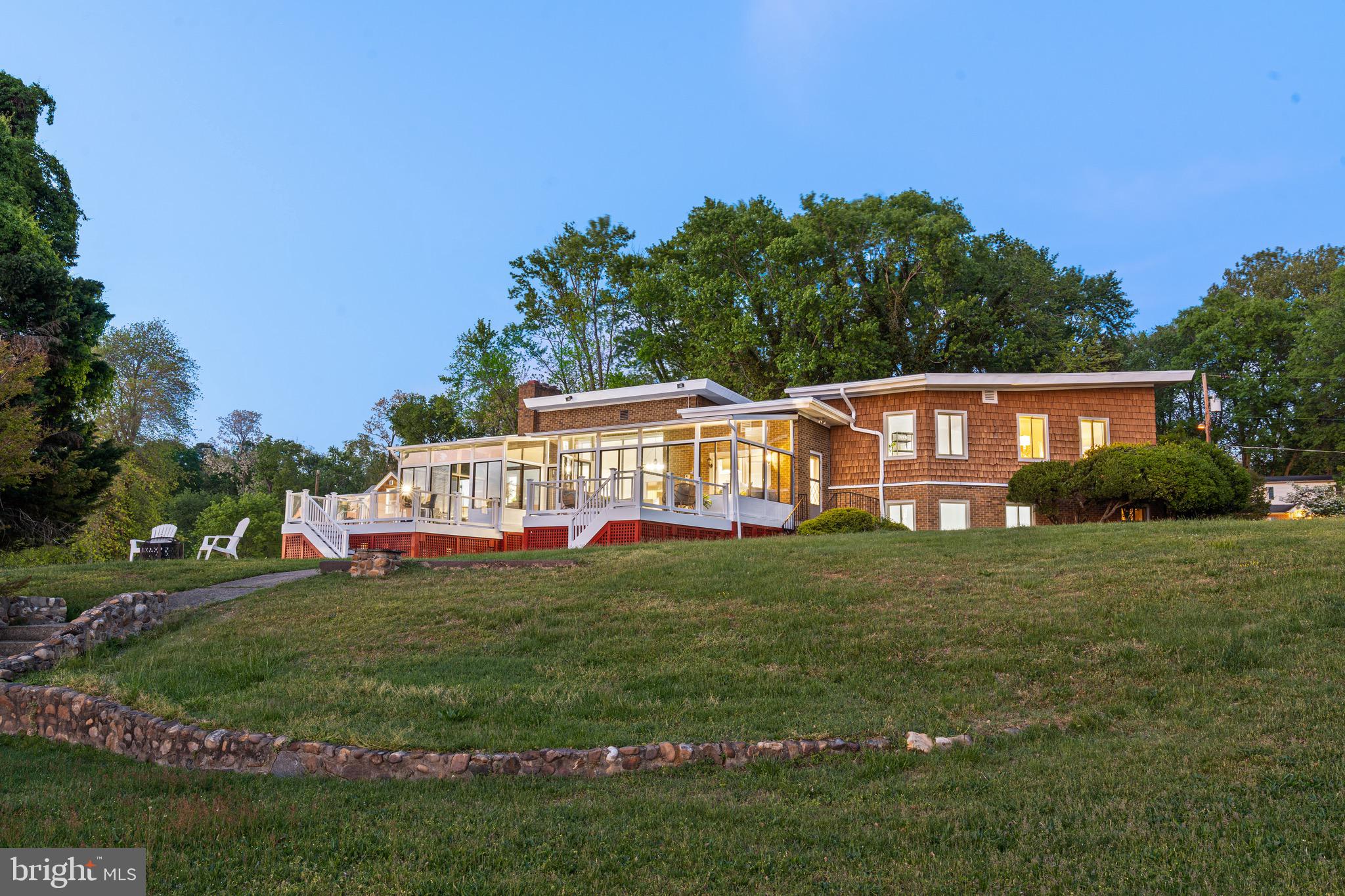 GEORGE THORNE ESTATE - Residential