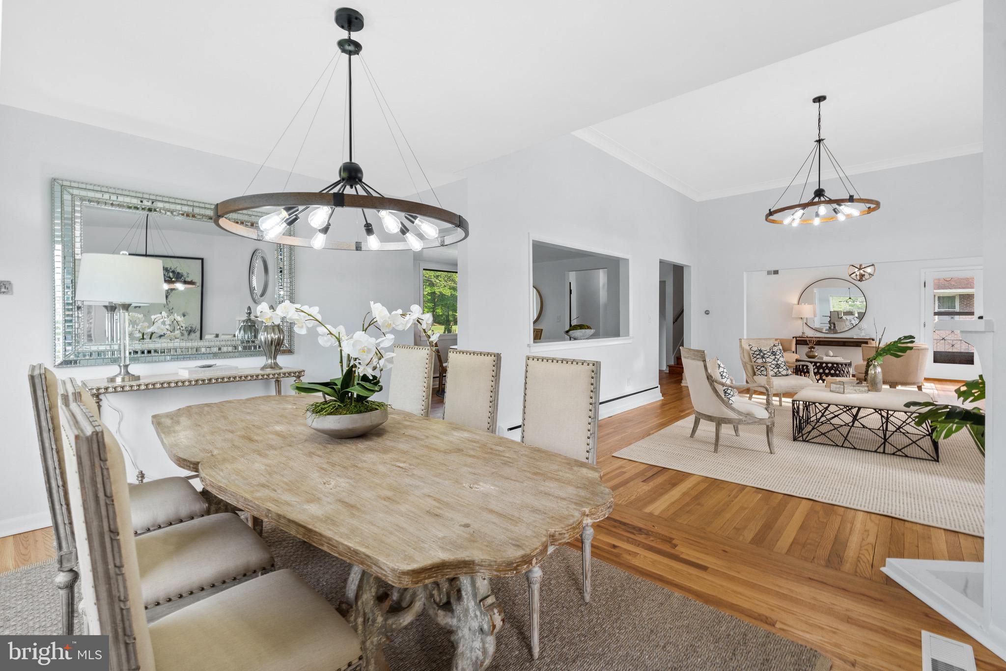 GEORGE THORNE ESTATE - Residential