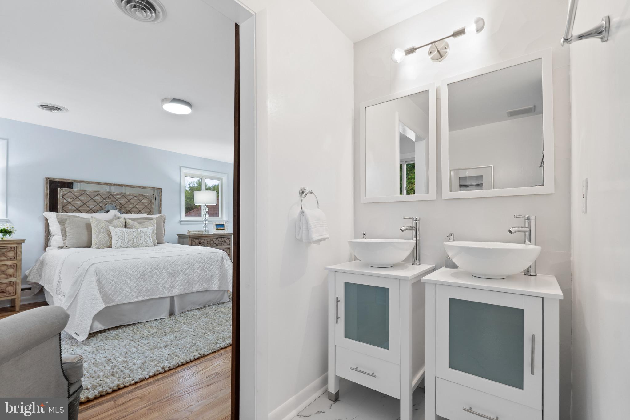 GEORGE THORNE ESTATE - Residential