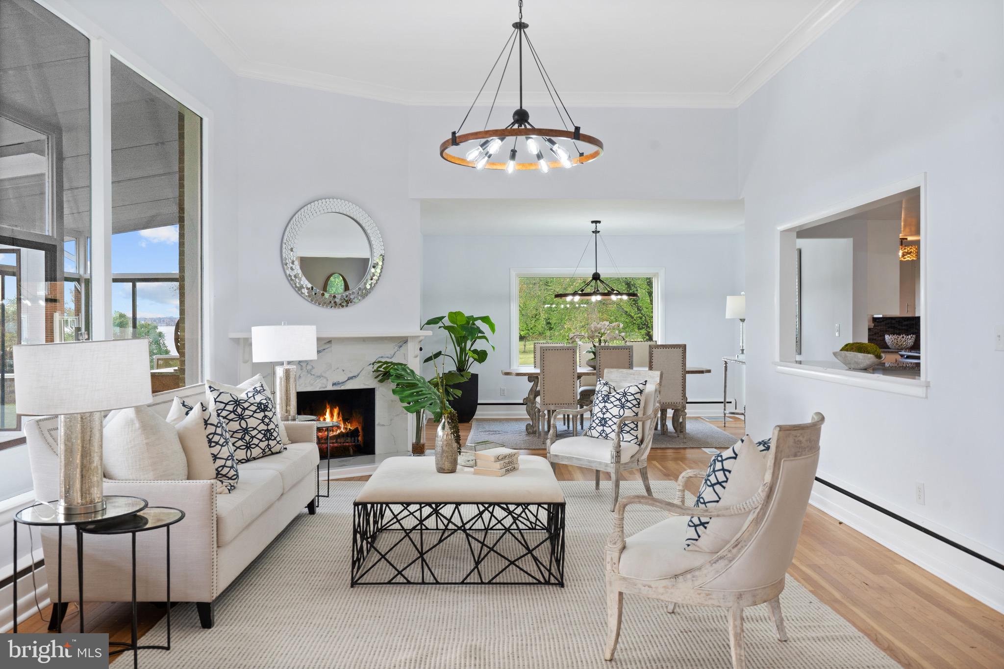 GEORGE THORNE ESTATE - Residential