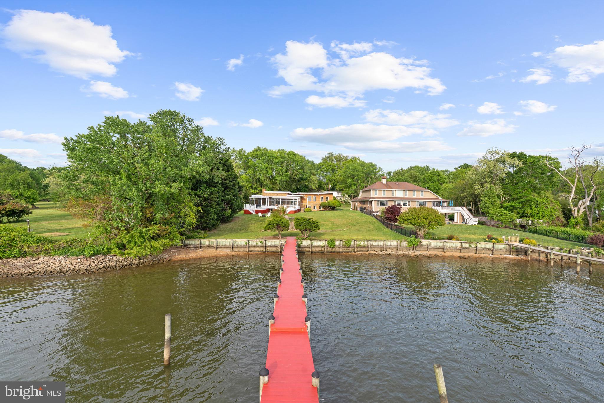 GEORGE THORNE ESTATE - Residential