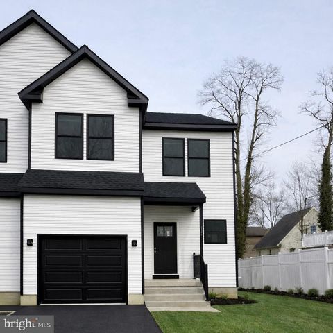 Townhouse For Sale - 415 Almonesson Road<br/> BLACKWOOD, NJ 08012