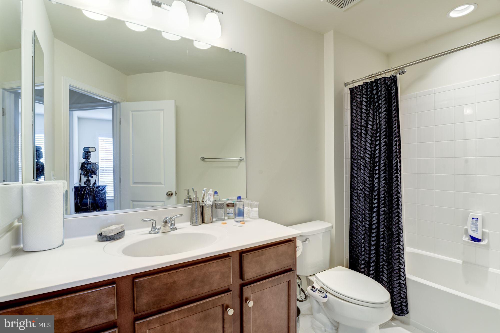 FIELDSTONE - Residential Lease