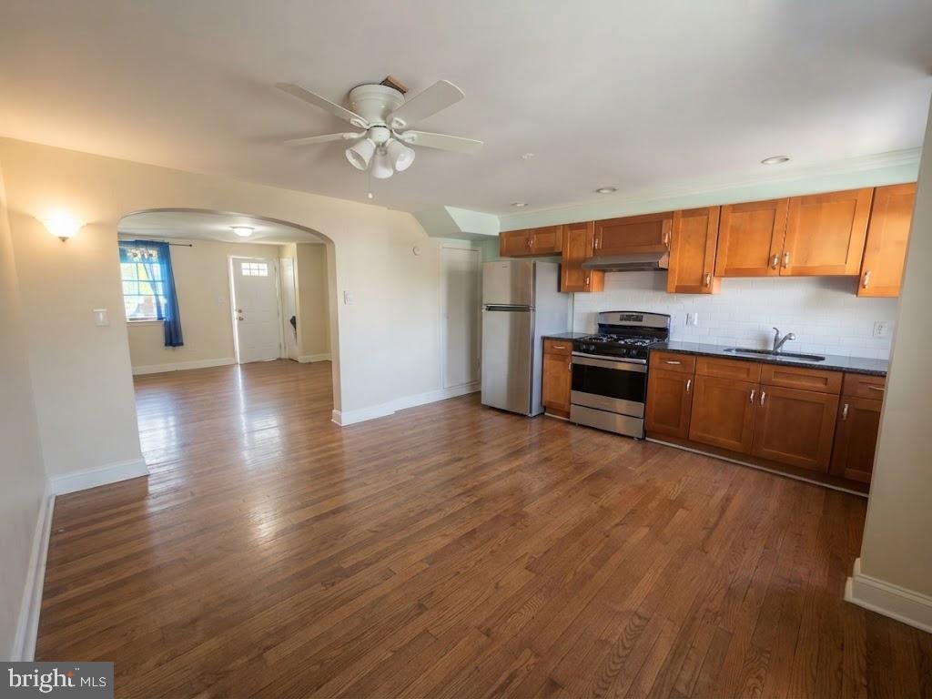 7173 RUSKIN LANE