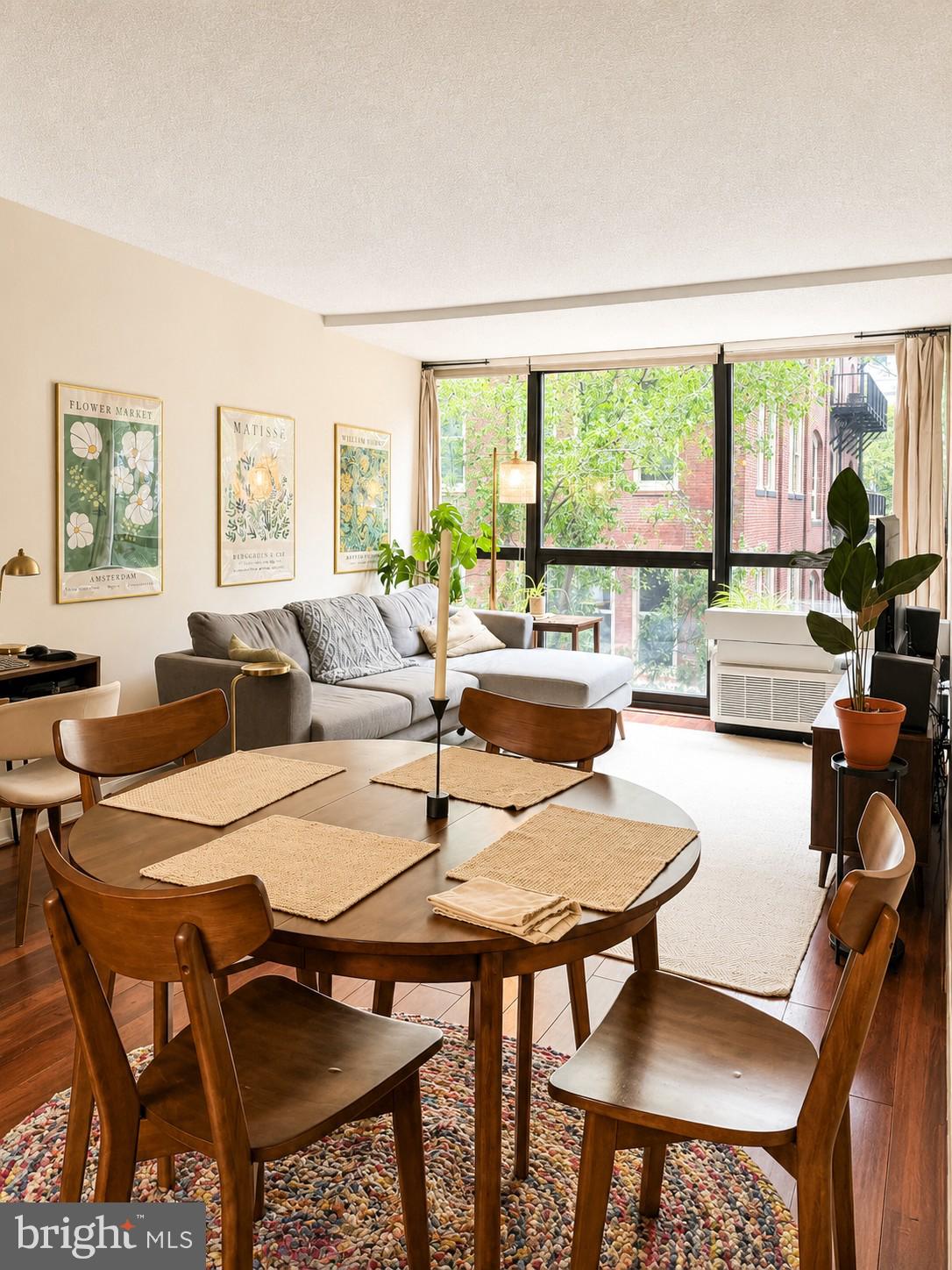233 S 6TH STREET 303A