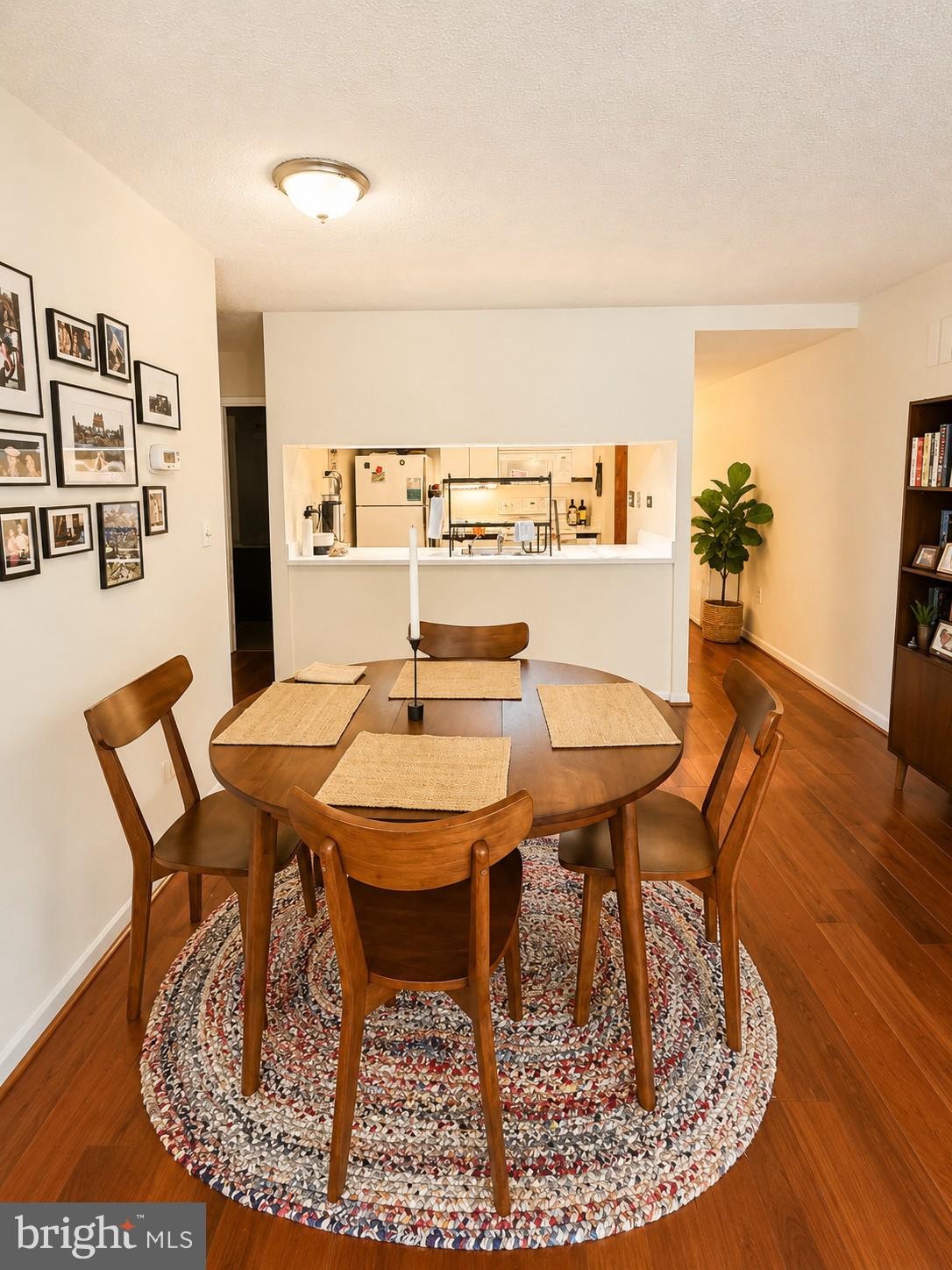 233 S 6TH STREET 303A