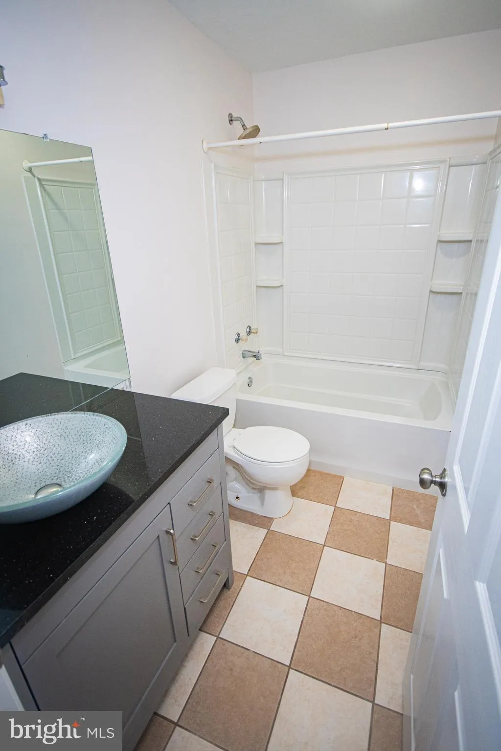 Stafford, Virginia 22556, United States, 5 Bedrooms Bedrooms, ,3 BathroomsBathrooms,Residential,Contingent,29877