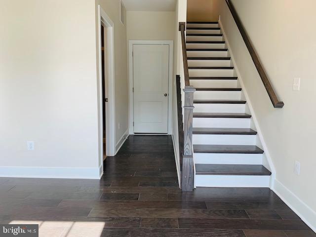 CROWN FARM - Residential