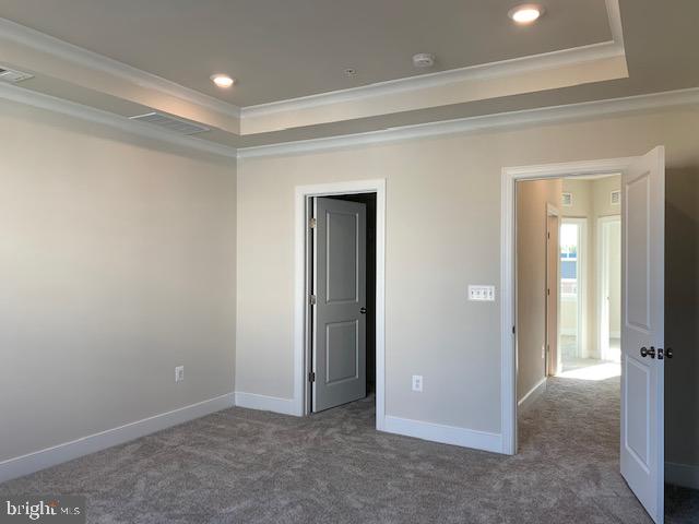 CROWN FARM - Residential