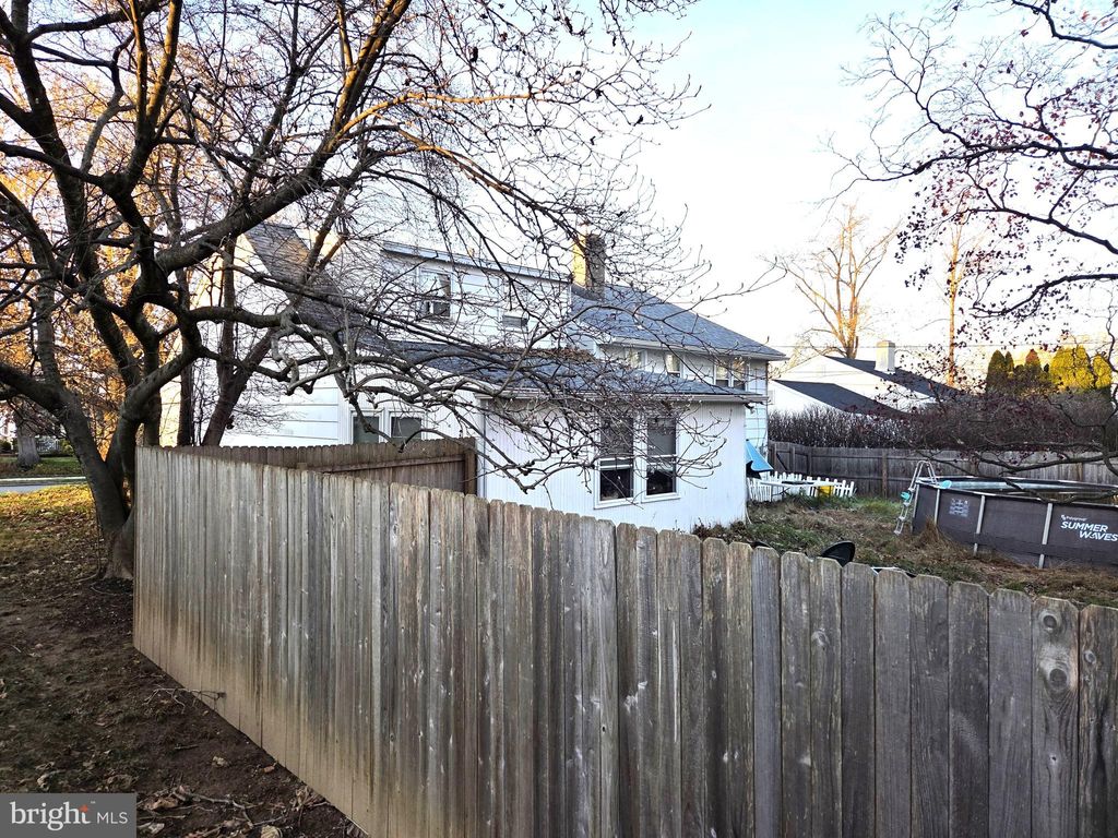 Photo of 300 Preston Road, FLOURTOWN, PA 19031 (MLS # PAMC2164134)