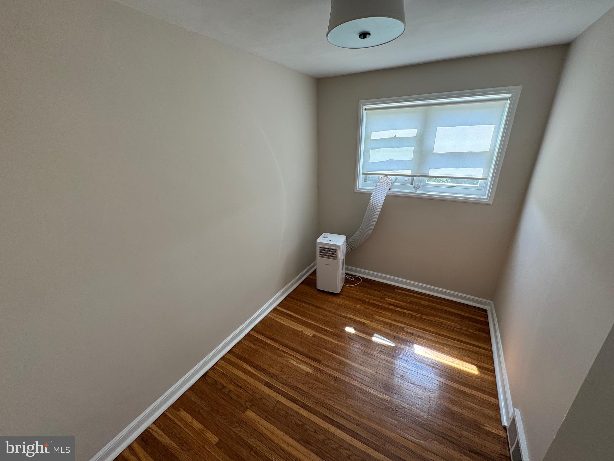 PHILADELPHIA (SOUTHWEST) - Residential