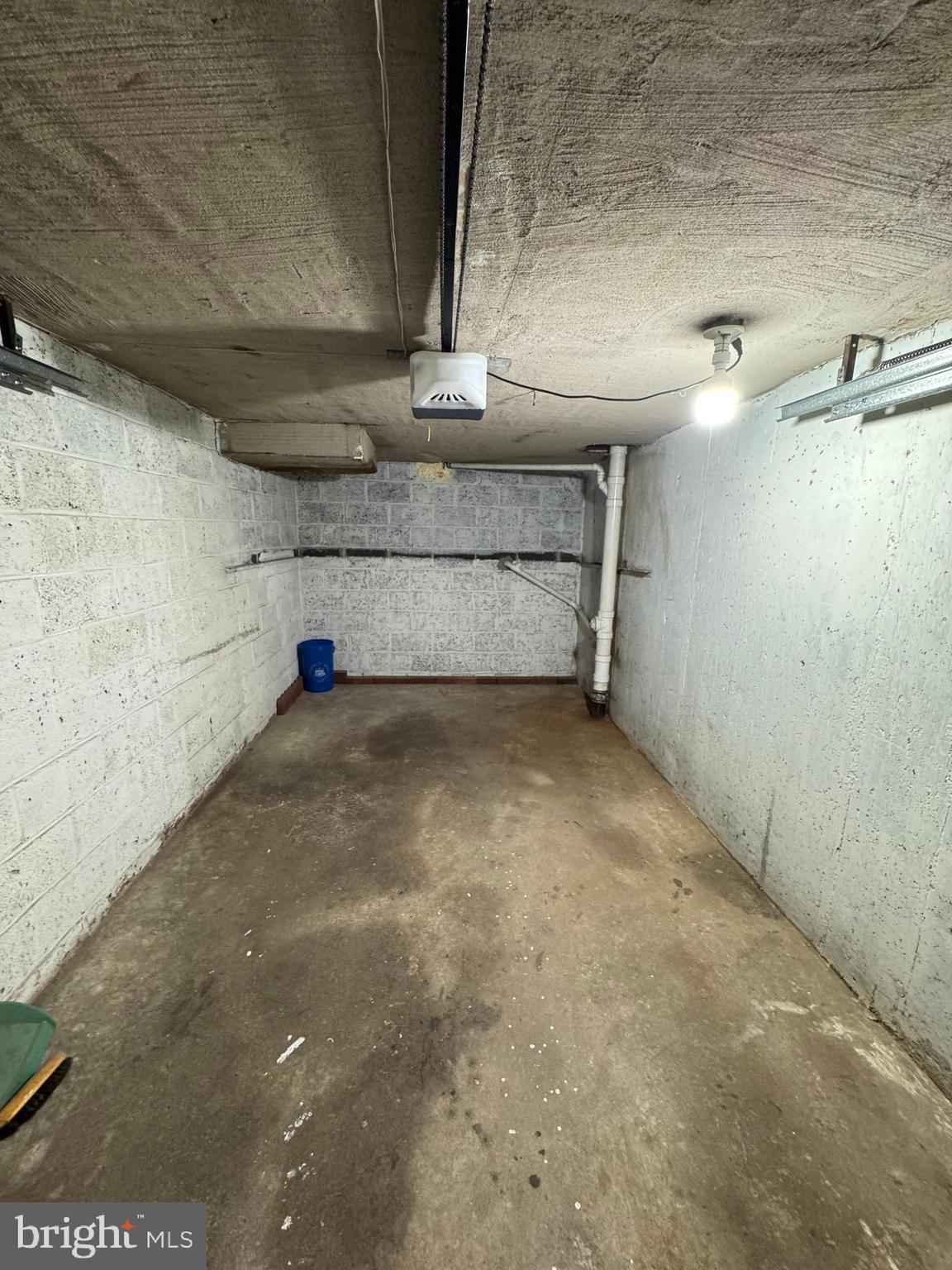 PHILADELPHIA (SOUTHWEST) - Residential