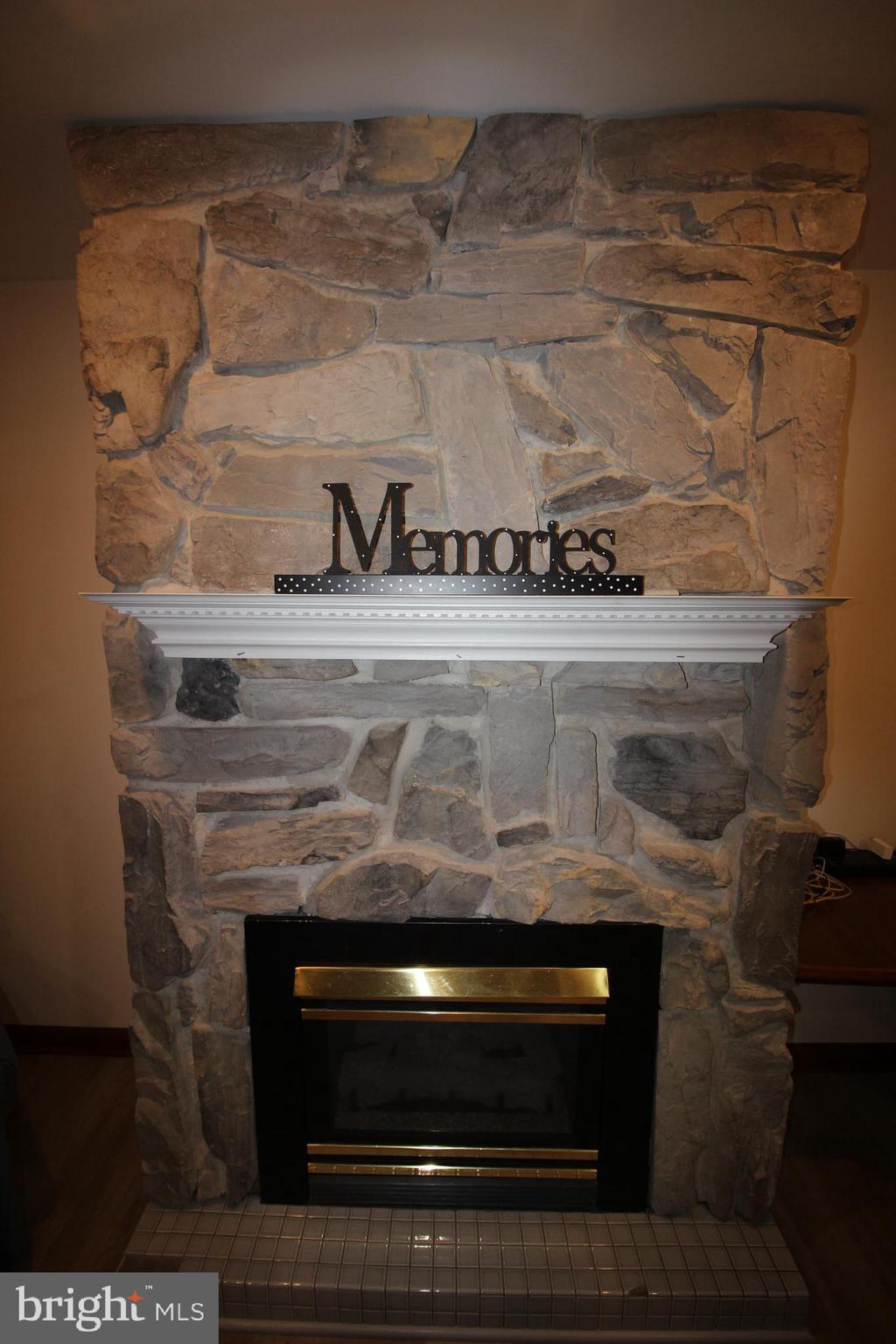 GOLFVIEW - Residential Lease