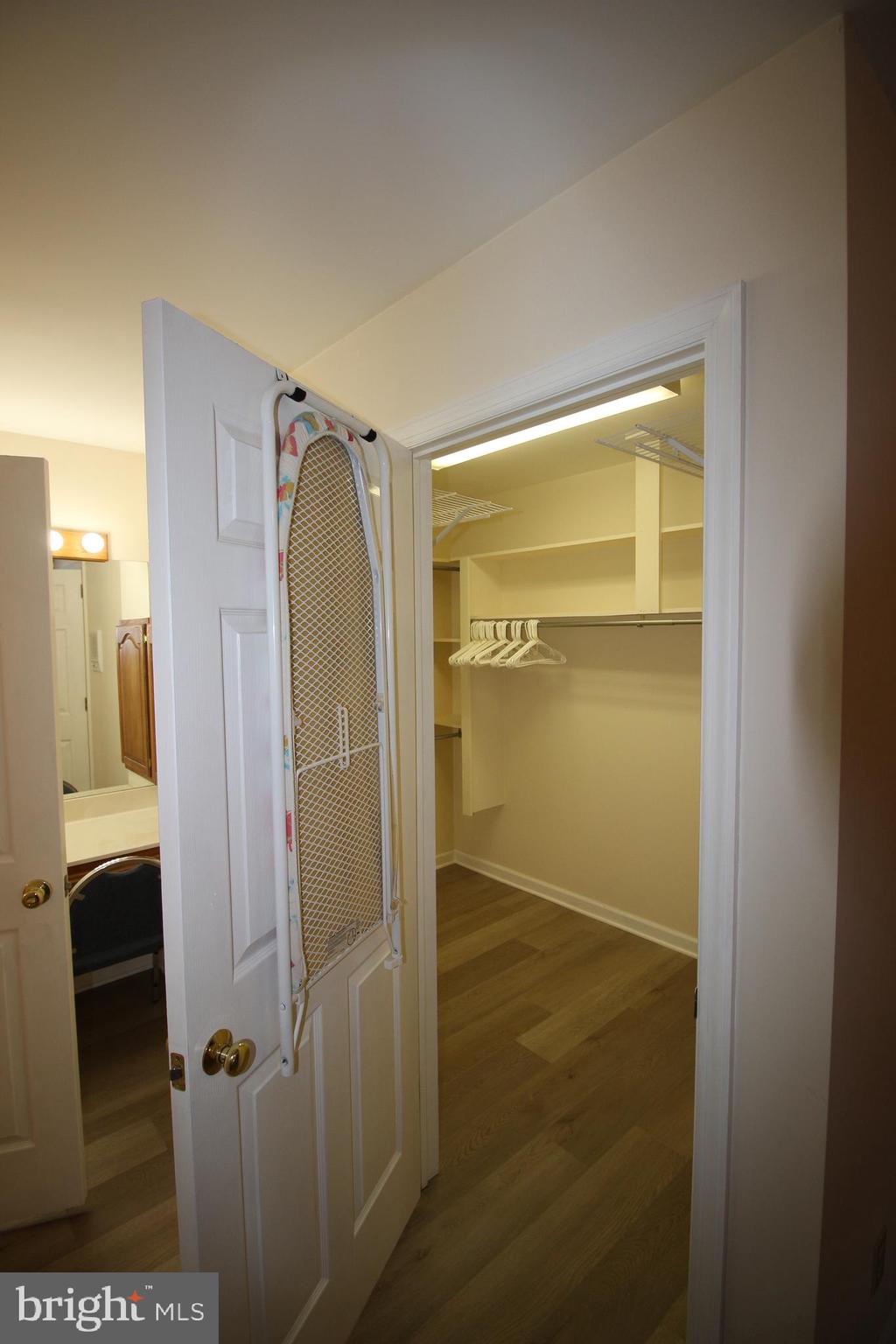 GOLFVIEW - Residential Lease