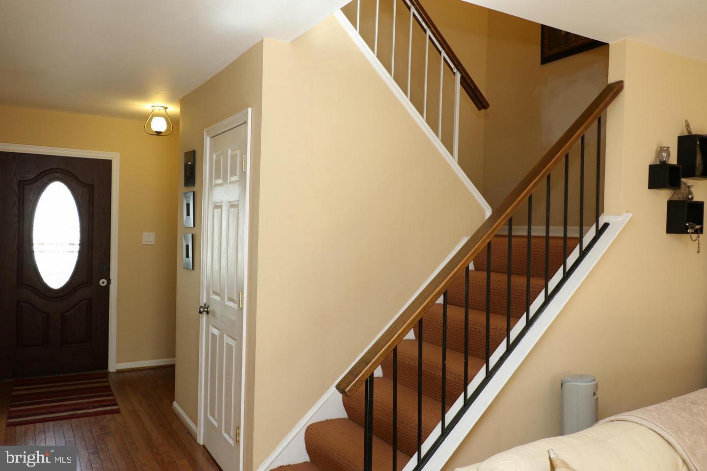 5422 CROWS NEST COURT