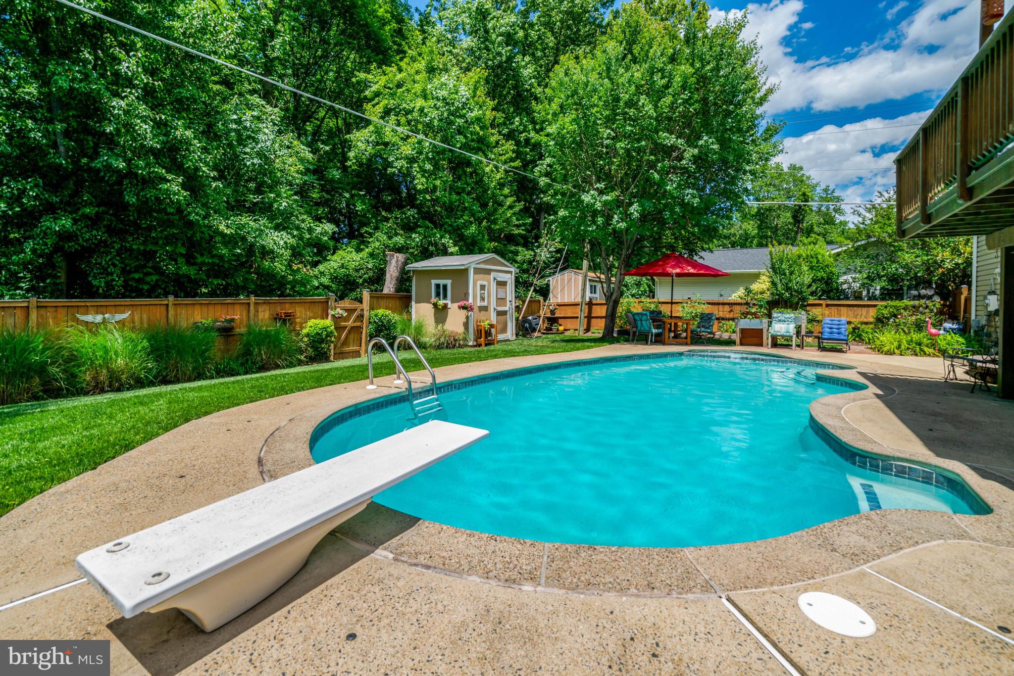 13004 MAPLE VIEW LANE